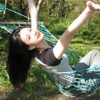 30拉紧抱 焦点海报