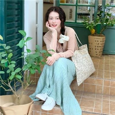 钢铁的城 高清封面